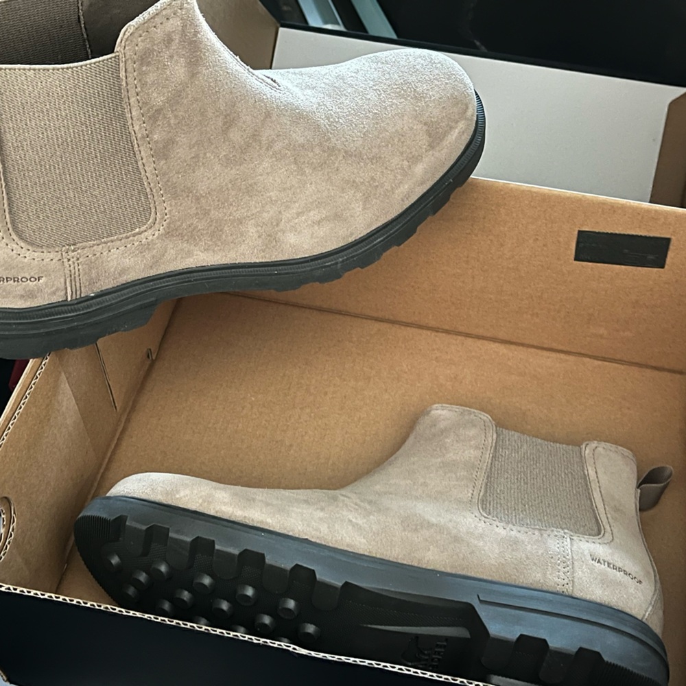 Sorel Men's waterproof Chelsea Boots - Taupe Suede New in Box - Picture 2 of 6